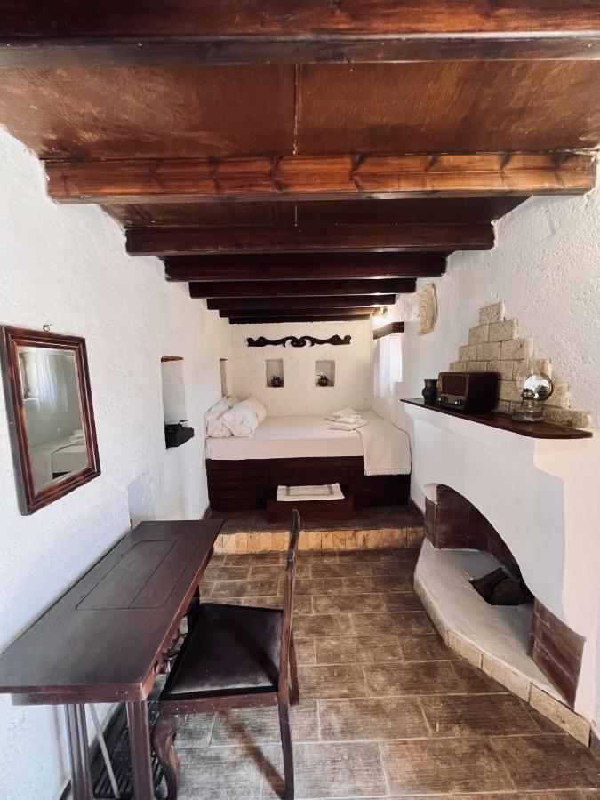 Lindia Athena Traditional House Cárpatos Exterior foto